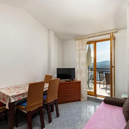 Apartment Josip *