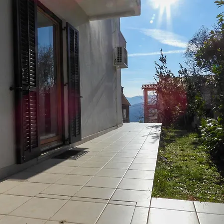 Apartment Josip